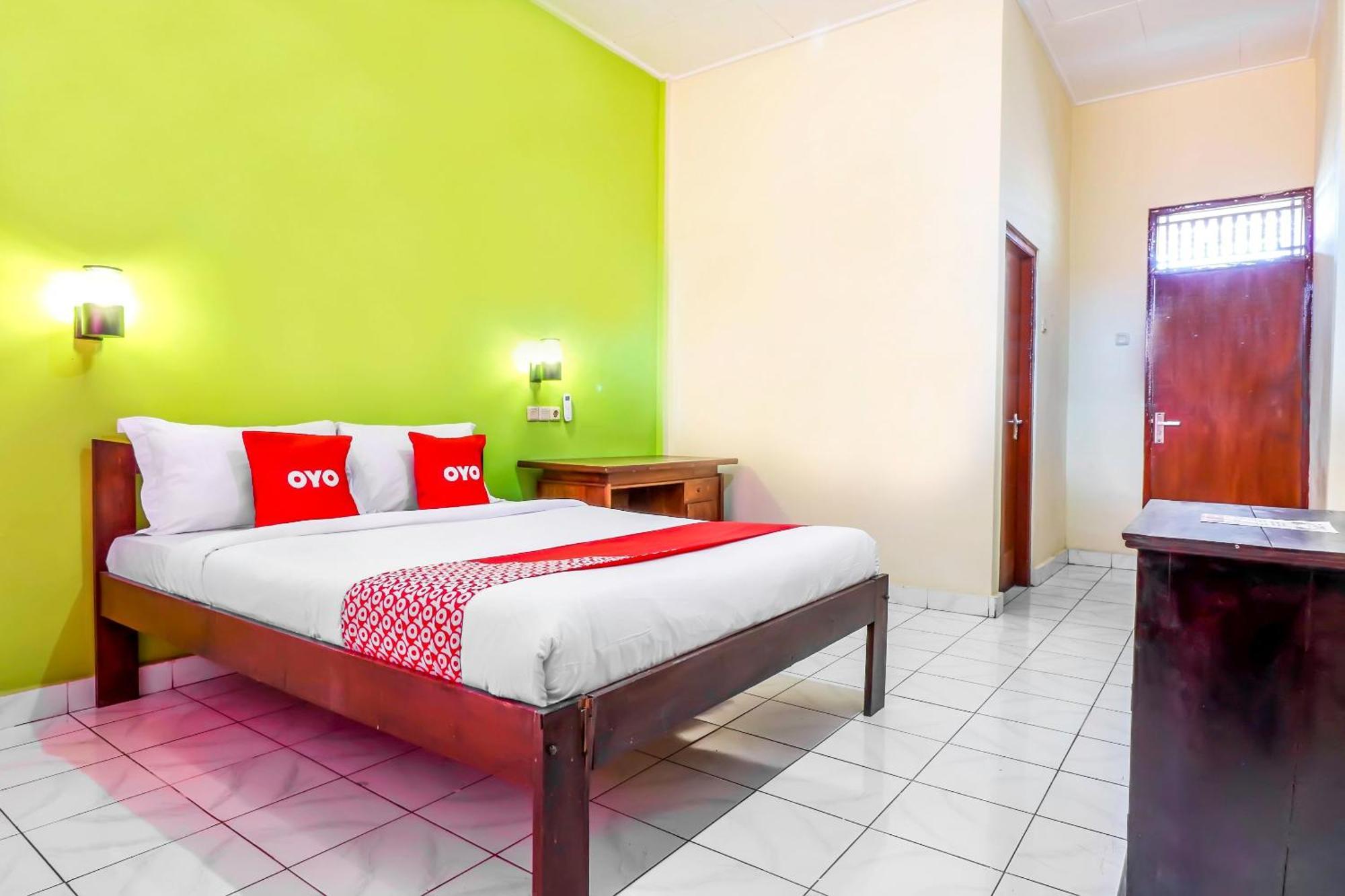 Oyo 2184 Nan Berlian Inn Legian  Luaran gambar